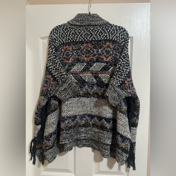 NWOT Anthropologie Pilcro Magda Knit Southwestern‎ Oversized Poncho XS/S. - Picture 7 of 8